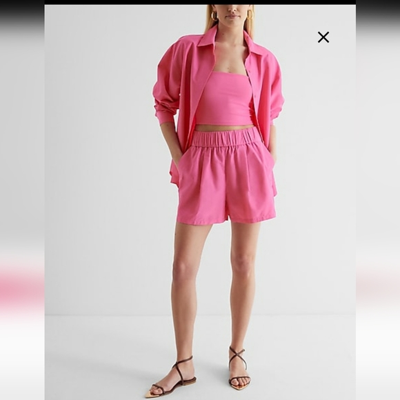 Express super high waisted pleated shorts - Picture 4 of 9